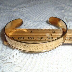 Avon Taurus horoscope sign bracelet signed